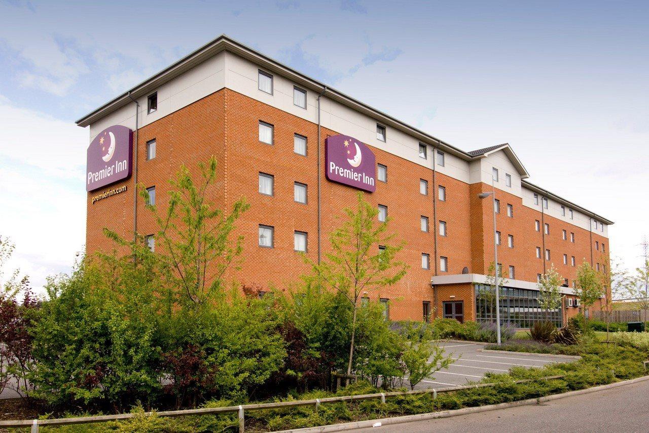 Premier Inn Castleford - Xscape, M62, Jct 32 ภายนอก รูปภาพ