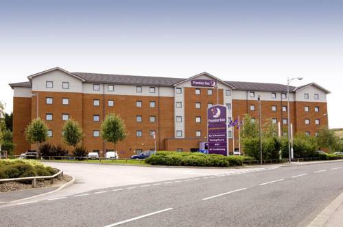 Premier Inn Castleford - Xscape, M62, Jct 32 ภายนอก รูปภาพ