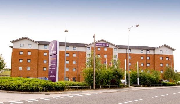 Premier Inn Castleford - Xscape, M62, Jct 32 ภายนอก รูปภาพ